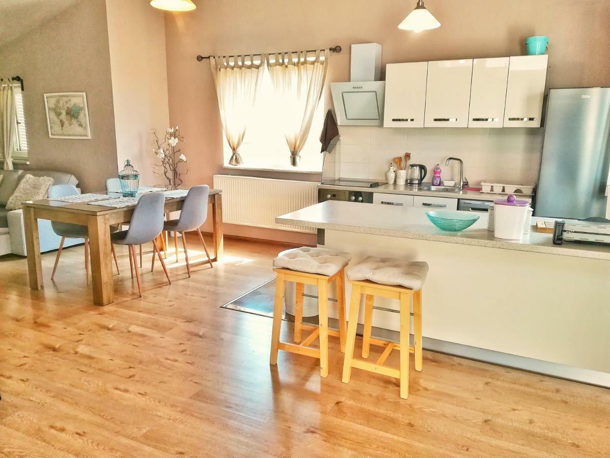 Jimmy Apartments Пула Екстер'єр фото