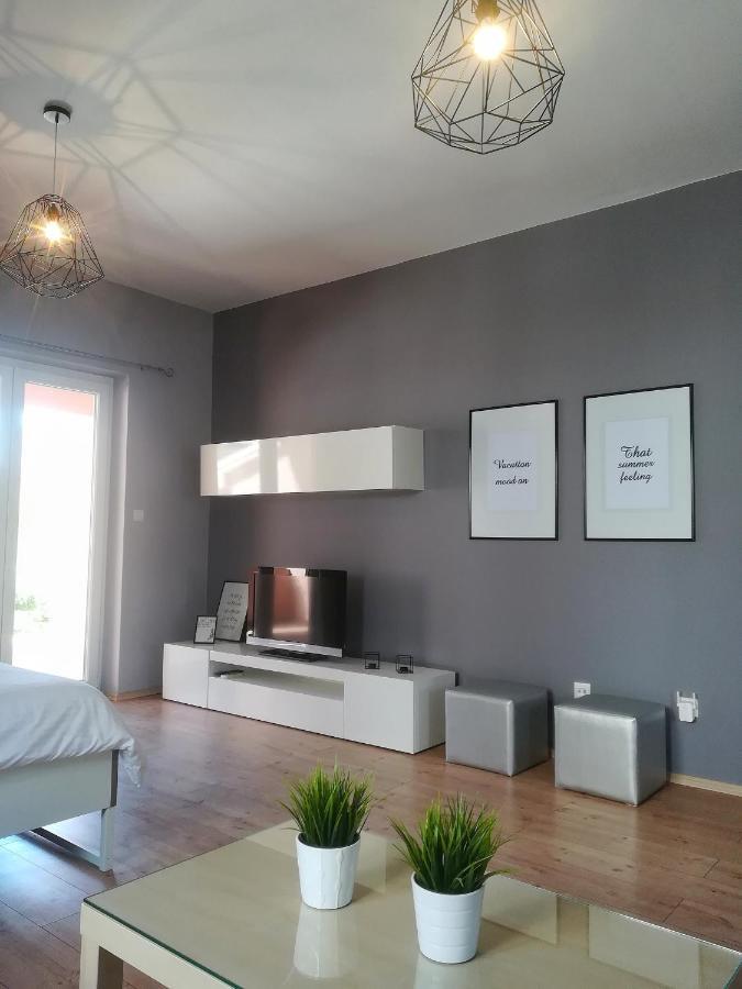 Jimmy Apartments Пула Екстер'єр фото